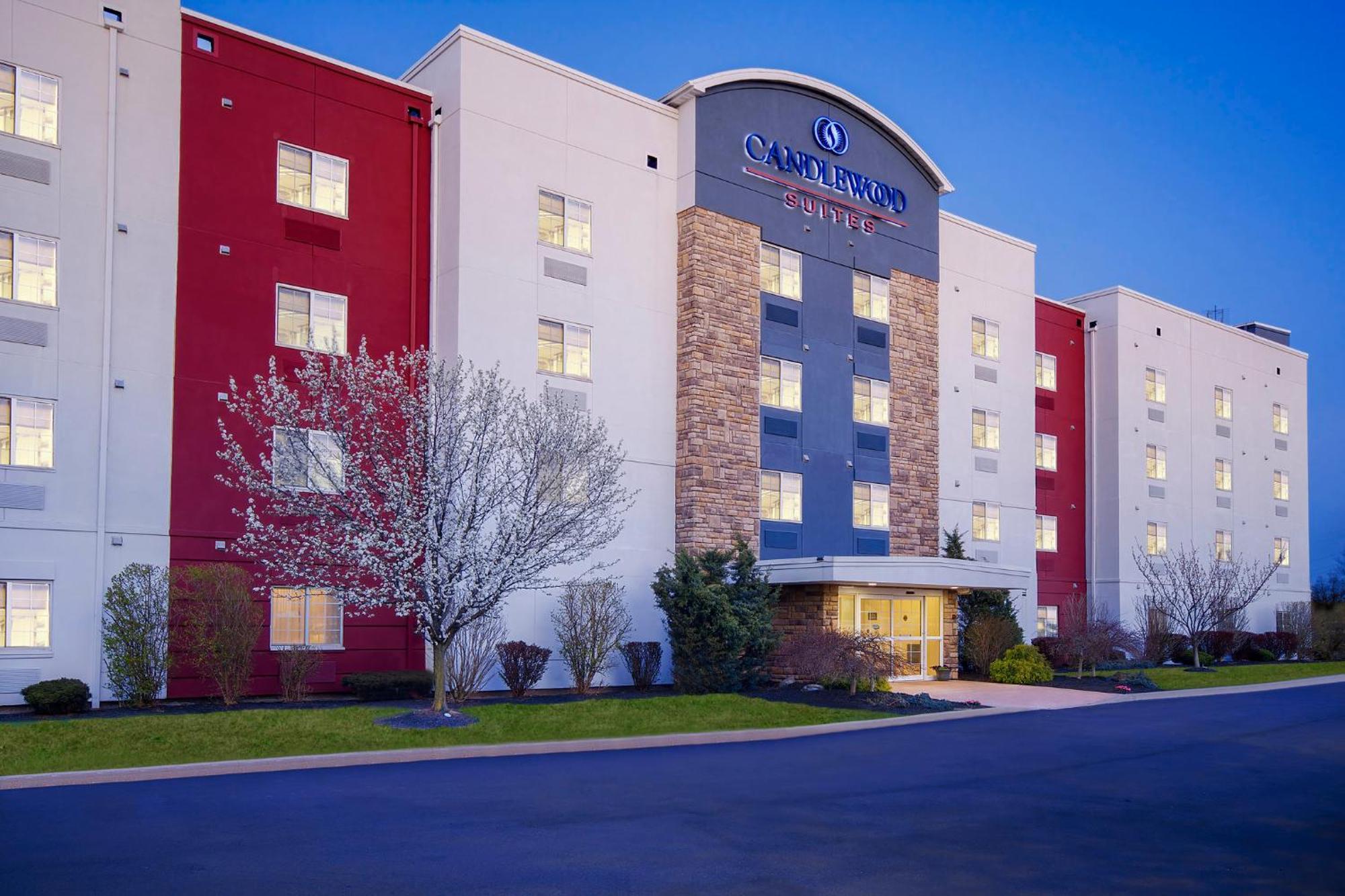 Candlewood Suites Buffalo Amherst By Ihg Exterior photo